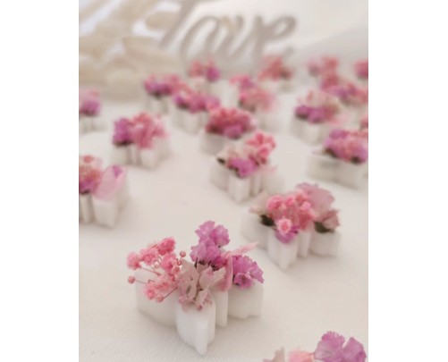 Elegante segnaposto "Butterfly" in cera di oliva, perfetto per matrimoni e eventi speciali. Un design raffinato e sostenibile.